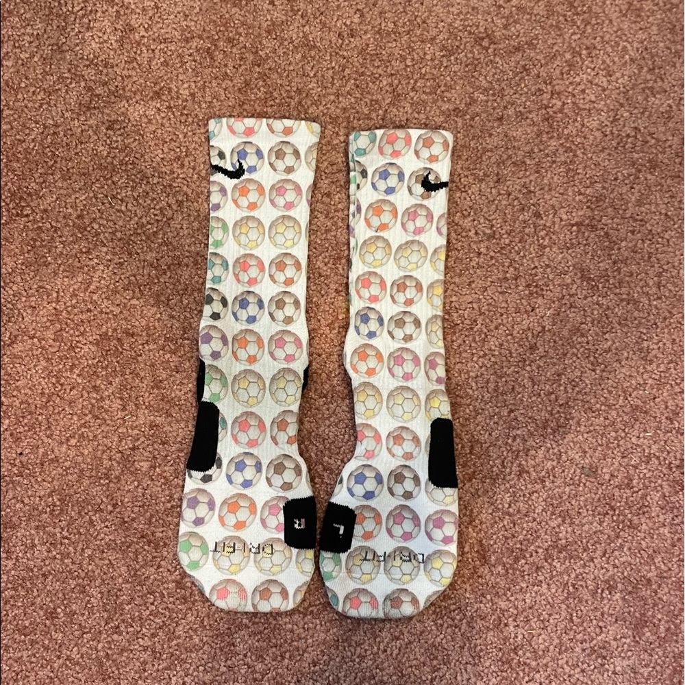 CUSTOM NIKE ELITE SOCKS
